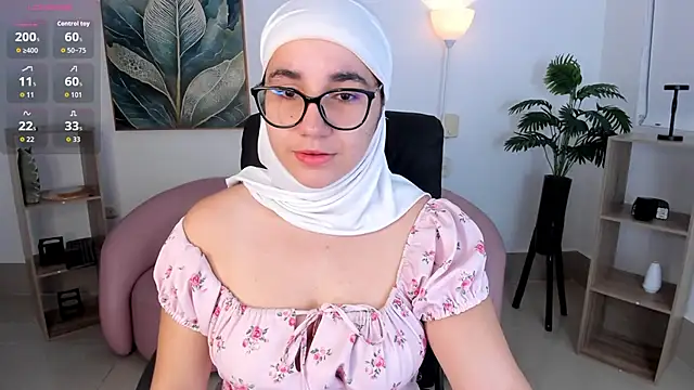 Ayha khalaf online show from October 23, 2025, 12:42 am