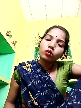 Bhuvi Bedi online show from March 12, 2025, 4:13 pm