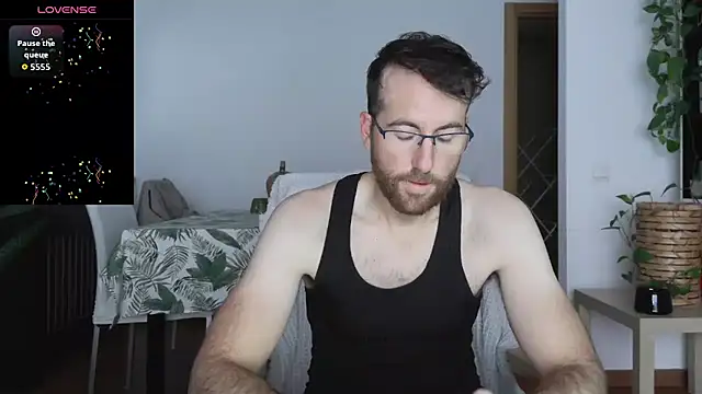 machohiberiko online show from November 25, 2025, 4:18 pm