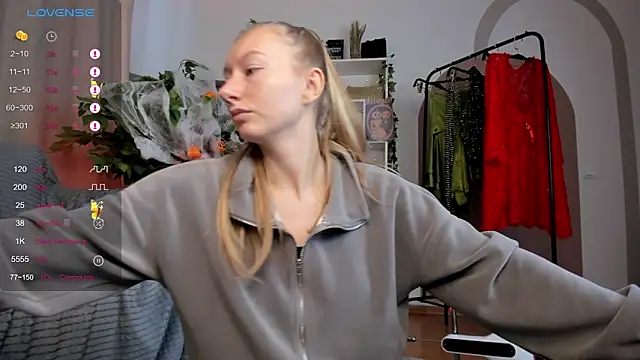 Snapshot of Rachel_Rut chatting on October 22, 2025, 4:34 am Rachel Rut online show from October 22, 2025, 4:34 am