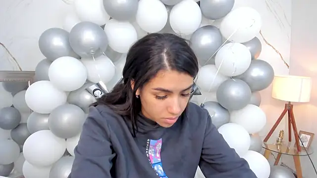 fierygroup online show from October 10, 2025, 11:49 pm