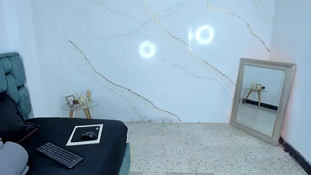 fierygroup online show from December 16, 2025, 12:26 am