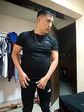 LuisMex1998 online show from April 3, 2026, 7:04 am