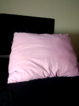 Snapshot of Amandabrown60 chatting on March 28, 2026, 12:55 am Amandabrown60 online show from March 28, 2026, 12:55 am