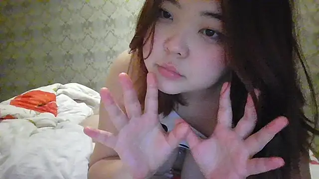 elysiann3 online show from March 19, 2025, 9:27 pm