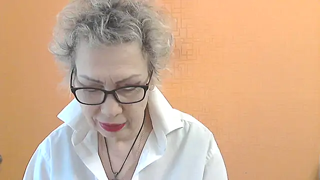 NessyJenixs online show from March 25, 2026, 8:14 am