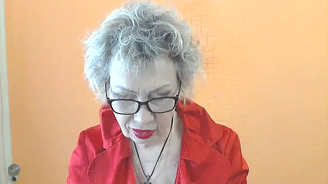 Snapshot of NessyJenixs chatting on April 26, 2026, 7:05 am NessyJenixs online show from April 26, 2026, 7:05 am