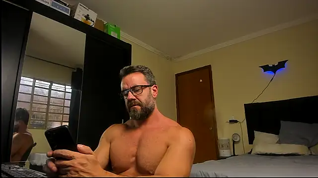 sexyflight online show from October 8, 2025, 4:19 pm