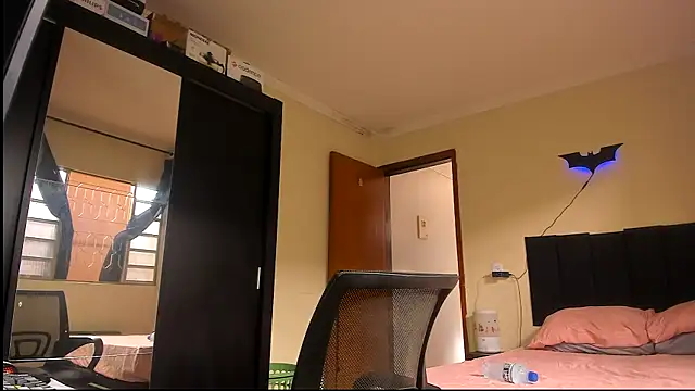 sexyflight online show from January 11, 2026, 12:12 pm