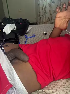 MRGATEZ876 online show from January 19, 2025, 9:13 pm