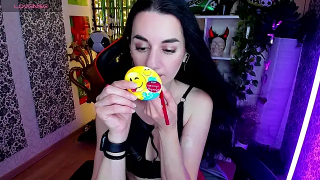 Snapshot of JessicaAlfo chatting on June 27, 2026, 2:28 am JessicaAlfo online show from June 27, 2026, 2:28 am