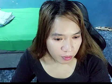 Asianpinaybeauty yam007 online show from April 18, 2026, 8:20 pm