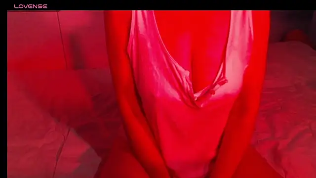 sweetchani666 online show from April 26, 2026, 8:11 am