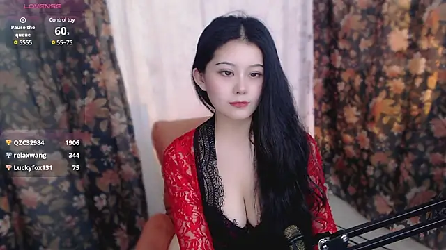 cat-lady-6688 online show from March 8, 2025, 5:38 am