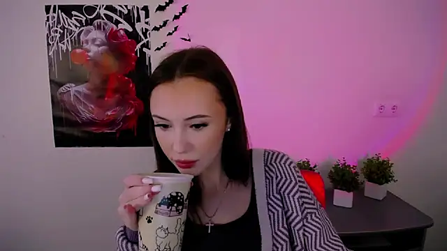Snapshot of Nikonara_Love chatting on February 10, 2025, 9:47 am Nikonara Love online show from February 10, 2025, 9:47 am