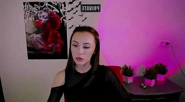 Snapshot of Nikonara_Love chatting on March 8, 2025, 6:05 pm Nikonara Love online show from March 8, 2025, 6:05 pm