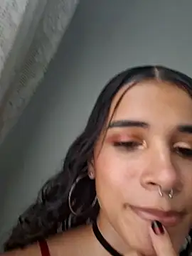 novinhatransexy online show from March 18, 2025, 4:50 pm