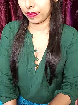 Snapshot of Hot_honey77 chatting on March 7, 2025, 3:19 am Hot honey77 online show from March 7, 2025, 3:19 am