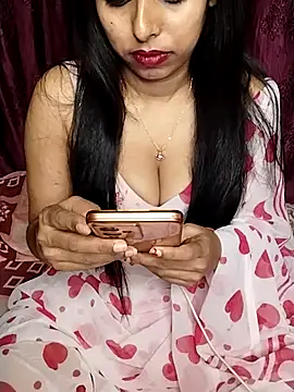Snapshot of Hot_honey77 chatting on March 7, 2025, 12:15 am Hot honey77 online show from March 7, 2025, 12:15 am