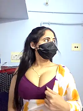 Snapshot of Hot_honey77 chatting on September 20, 2025, 5:51 pm Hot honey77 online show from September 20, 2025, 5:51 pm