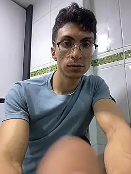 ApoloCruz online show from March 12, 2026, 6:50 am