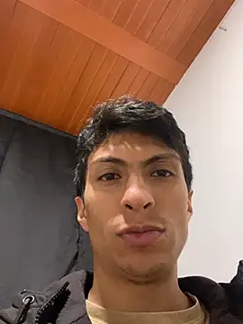 ApoloCruz online show from April 6, 2026, 1:34 am