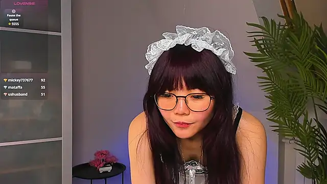 SilverAmos online show from February 16, 2025, 10:55 pm