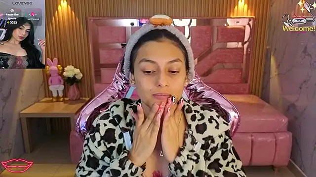 Snapshot of lilith_petit_sub chatting on November 2, 2025, 3:33 am lilith petit sub online show from November 2, 2025, 3:33 am