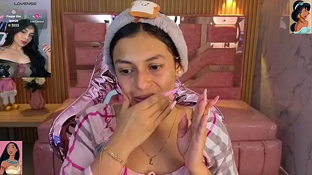 Snapshot of lilith_petit_sub chatting on November 19, 2025, 3:17 am lilith petit sub online show from November 19, 2025, 3:17 am