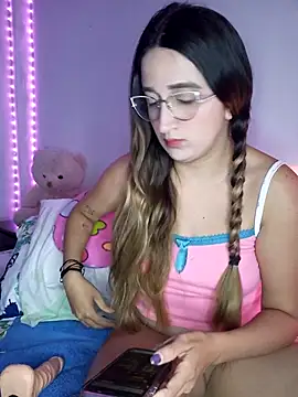 Snapshot of MyAlexaStar chatting on October 9, 2025, 12:22 am MyAlexaStar online show from October 9, 2025, 12:22 am