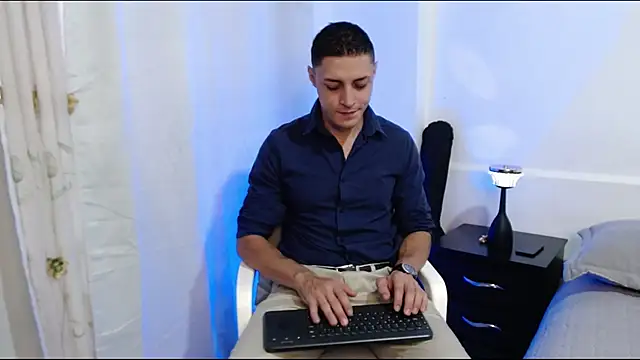 Frank Millers online show from June 18, 2026, 10:37 pm