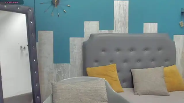 Frank Millers online show from October 6, 2025, 7:47 pm