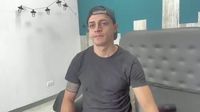 Frank Millers online show from October 3, 2025, 8:10 pm