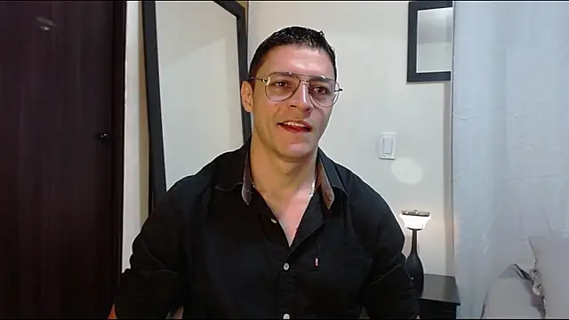 Snapshot of Frank_Millers chatting on February 17, 2026, 11:07 am Frank Millers online show from February 17, 2026, 11:07 am