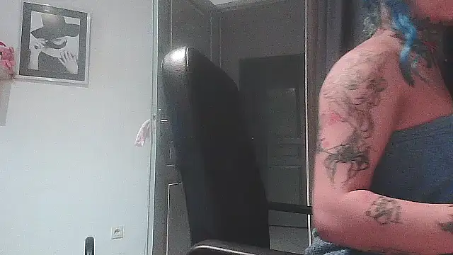 serena  vedette online show from November 25, 2025, 9:42 am