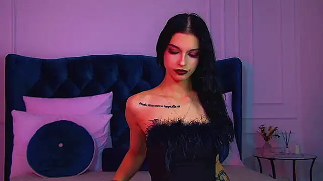 Snapshot of BeverlyMost chatting on September 10, 2025, 6:23 am BeverlyMost online show from September 10, 2025, 6:23 am