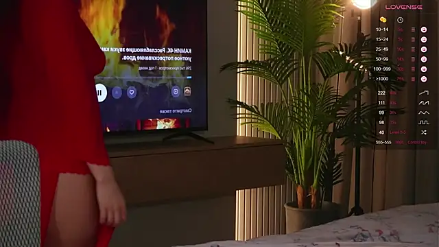 Sofa 01 online show from October 7, 2025, 1:23 pm