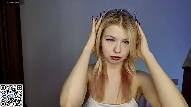 LynetHakes online show from March 2, 2026, 7:37 am