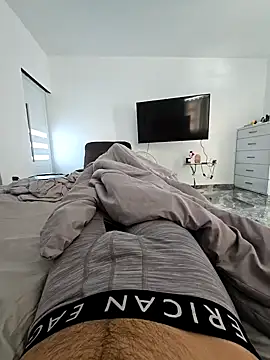 Snapshot of j0nathan00 chatting on February 10, 2025, 11:36 am j0nathan00 online show from February 10, 2025, 11:36 am