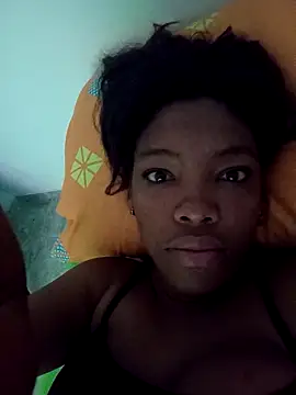 ValkiriaContee online show from November 16, 2025, 2:22 pm