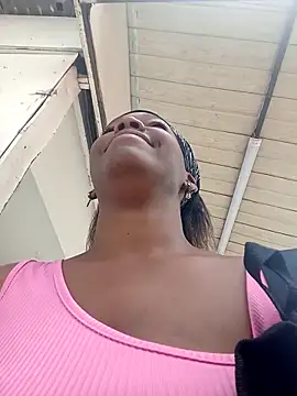 ValkiriaContee online show from November 7, 2025, 6:34 pm