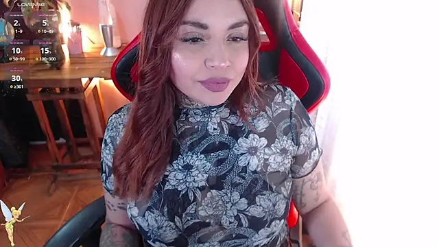 Snapshot of natyk_m chatting on May 22, 2026, 7:34 pm natyk m online show from May 22, 2026, 7:34 pm