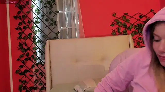 Snapshot of alaia_greyy chatting on May 25, 2026, 7:56 pm alaia greyy online show from May 25, 2026, 7:56 pm