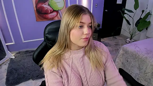 Snapshot of alaia_greyy chatting on November 8, 2025, 1:36 pm alaia greyy online show from November 8, 2025, 1:36 pm