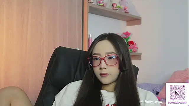 Snapshot of sophi_lii chatting on June 7, 2026, 10:26 pm sophi lii online show from June 7, 2026, 10:26 pm