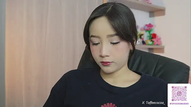 Snapshot of sophi_lii chatting on July 9, 2026, 9:25 pm sophi lii online show from July 9, 2026, 9:25 pm