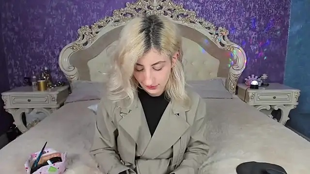 wawmom online show from March 17, 2026, 8:12 pm