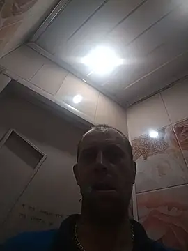 Snapshot of MaxDevilWhite chatting on October 25, 2025, 10:10 pm MaxDevilWhite online show from October 25, 2025, 10:10 pm