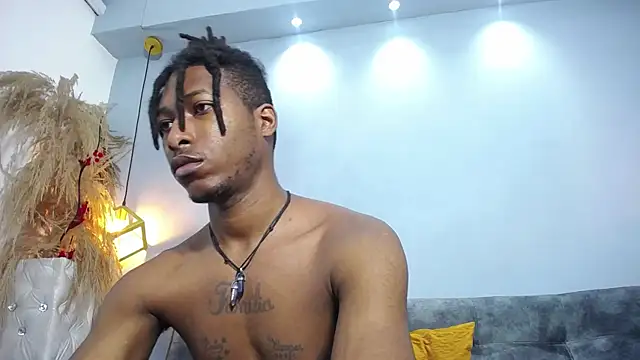 xxxhotbbc online show from March 1, 2025, 12:23 pm