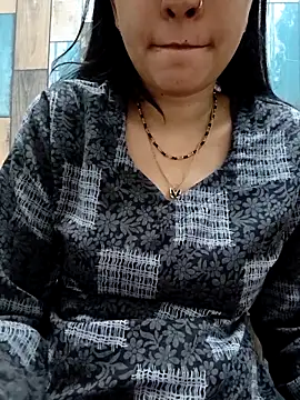 cute IndianBabe online show from April 1, 2026, 12:46 am